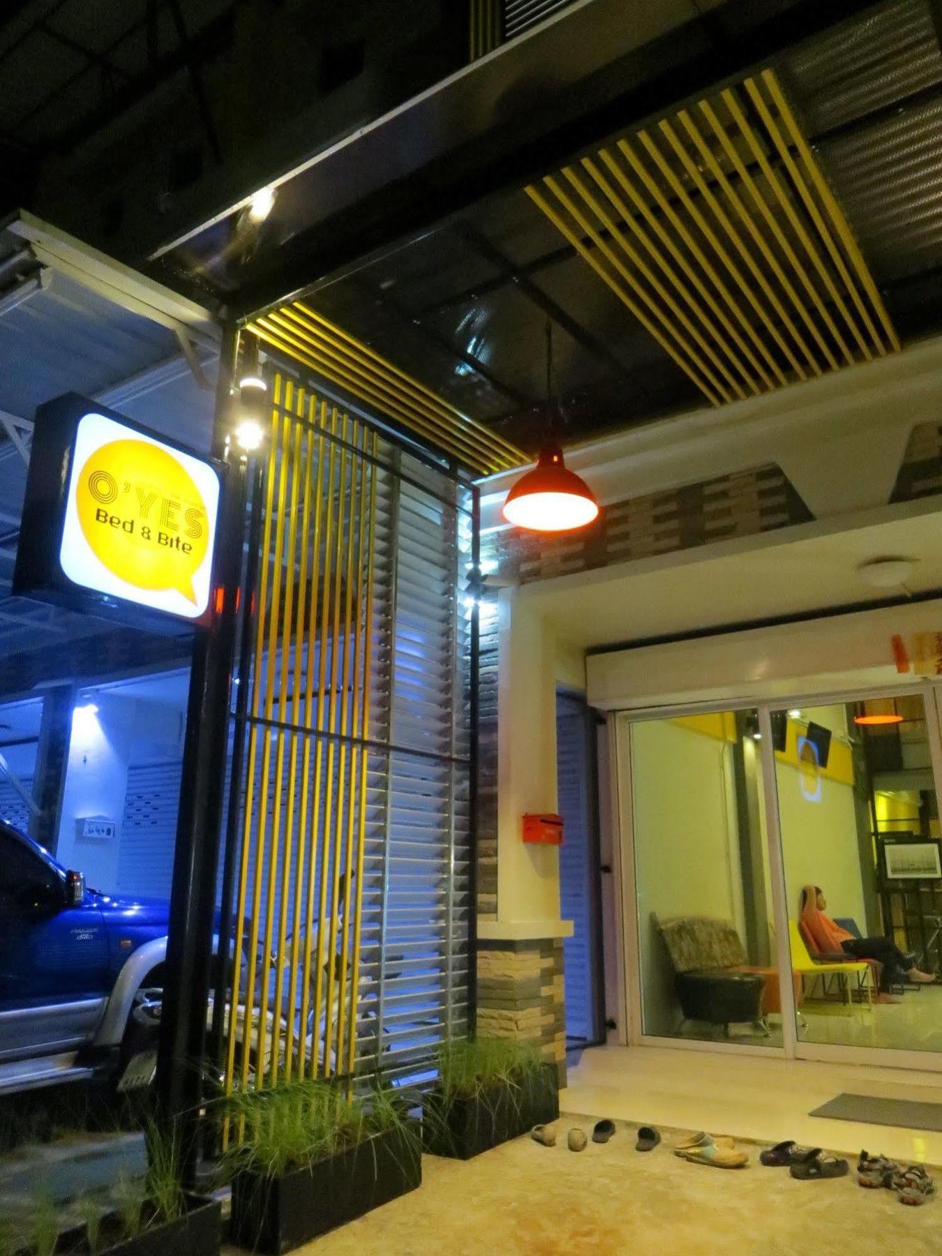 Oyes Hostel Krabi town Exteriör bild
